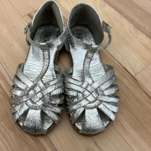 Girl's Metallic Silver T-Strap Woven Sandals - Kids